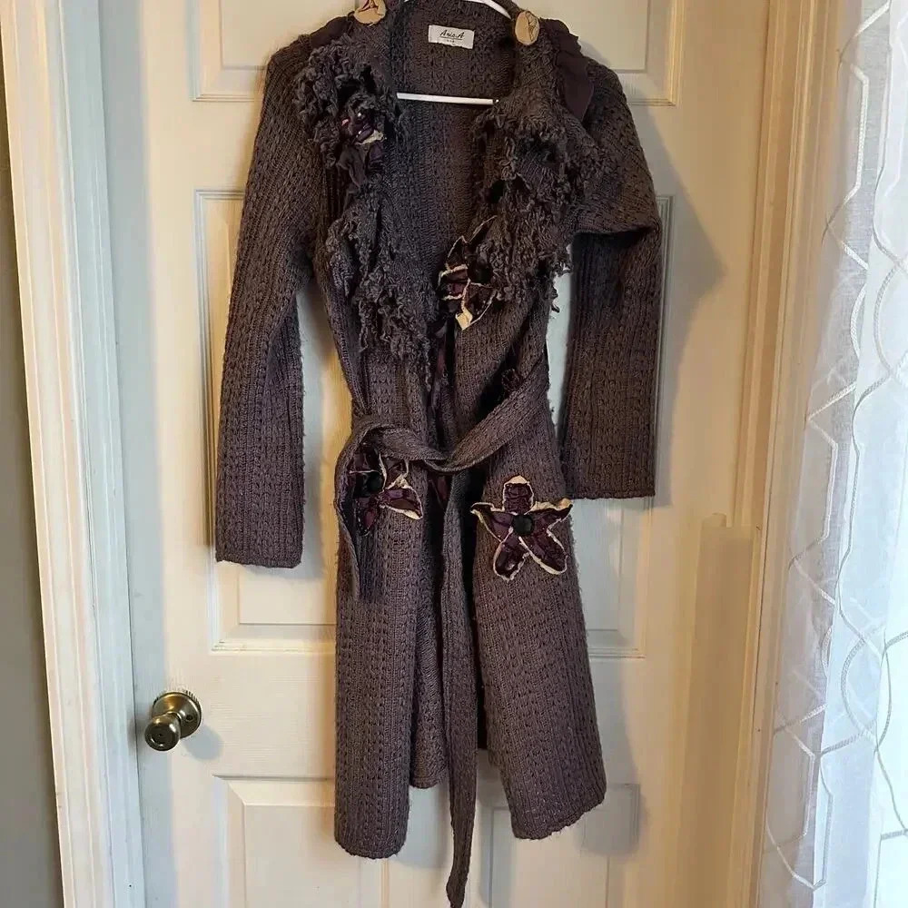 ANIA. A Women’s Vintage Knitted Duster Sweater Tie Y2K Boho Flowers Artsy